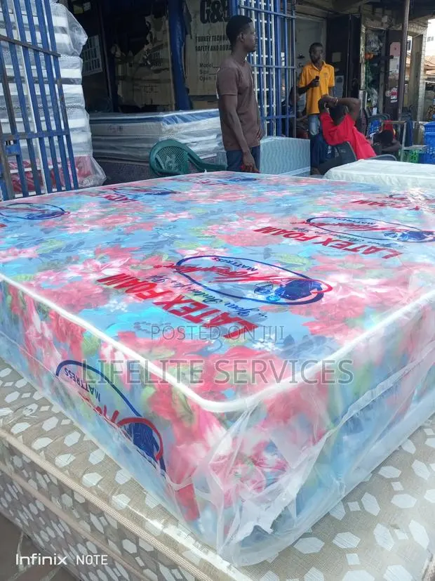 Mattress #12" Queen Size by Latex Foam - Buy Original · Photo 1