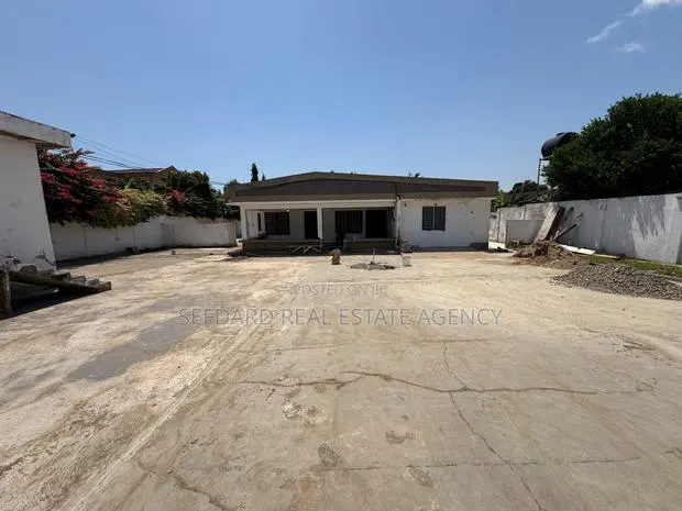 4bdrm House in Sefdard Properties, Achimota for rent · Photo 1