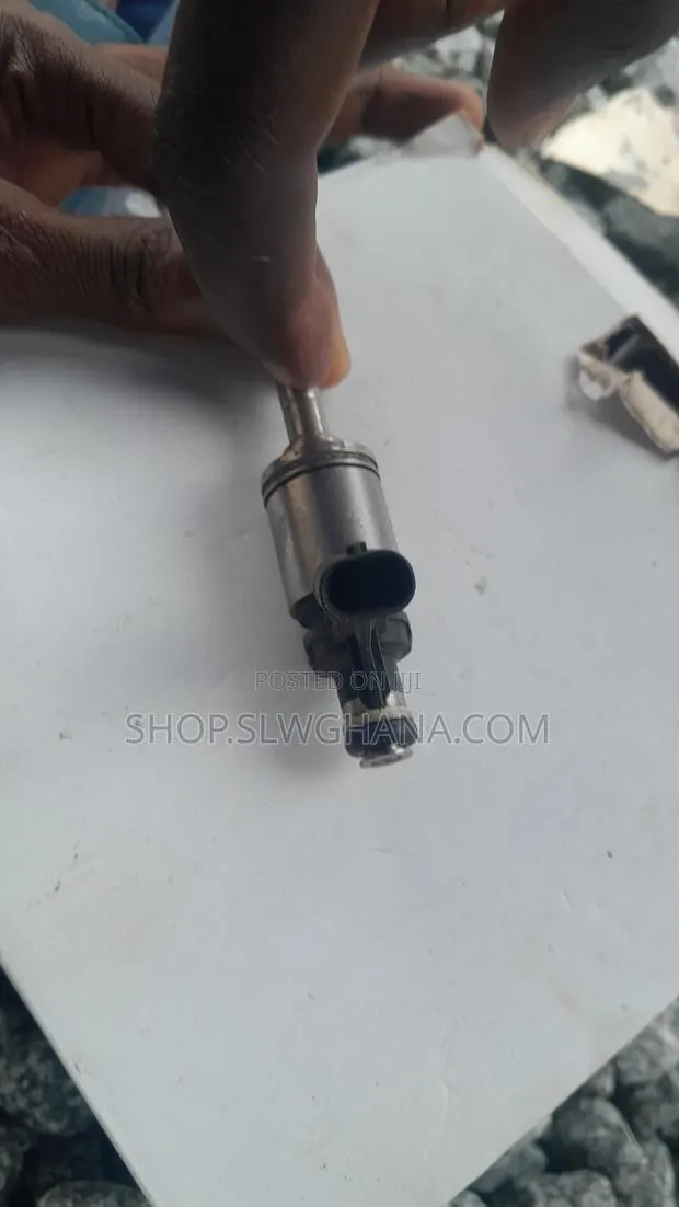 Fuel Injector for FORD F150 · Photo 1