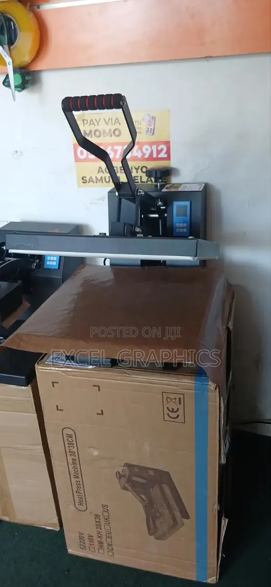 38*38 Heat Press Machine · Photo 3