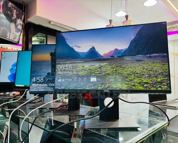 Computer Monitor · Photo 1