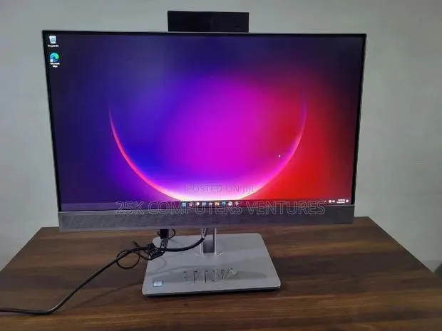 New Desktop Computer HP EliteOne 800 G3 8GB Intel Core i5 SSD 512GB · Photo 1