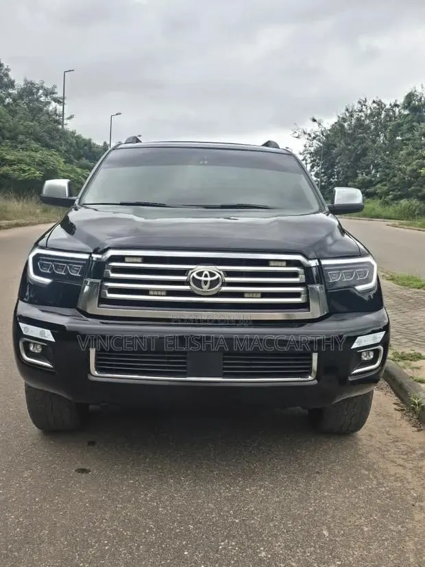 Toyota Sequoia 2010 Black · Photo 1