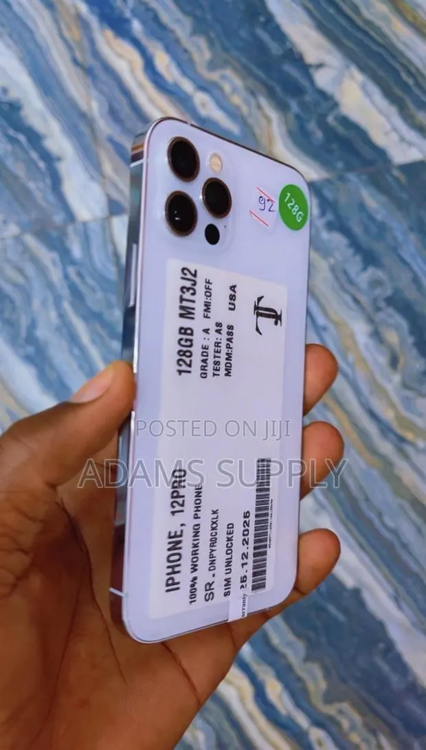 Apple iPhone 12 Pro 128 GB White · Photo 1