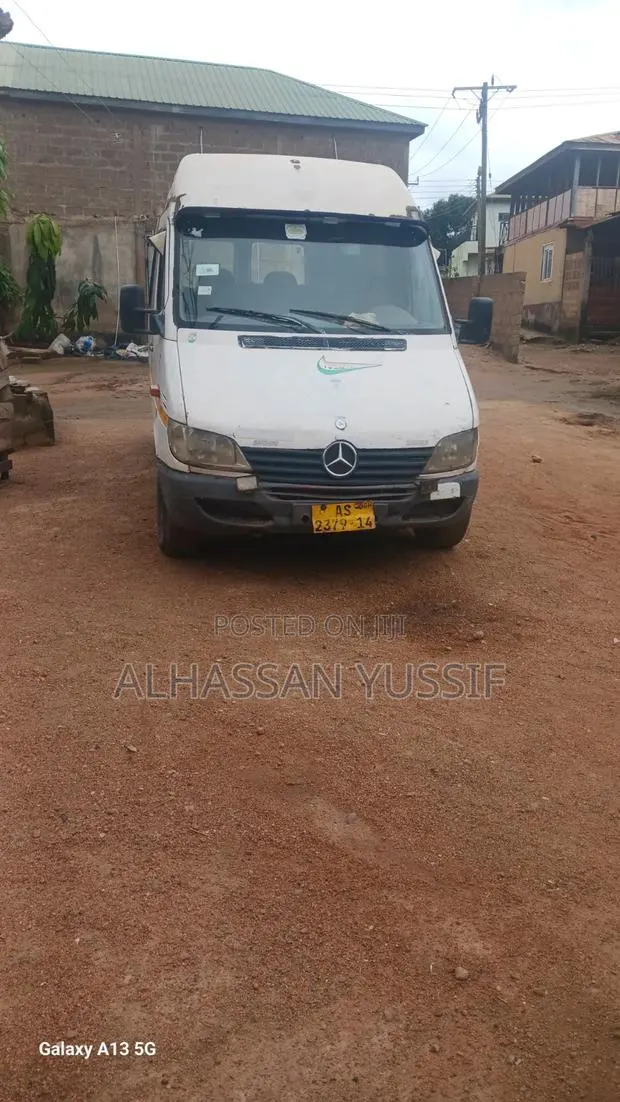 Mercedes-Benz Sprinter 2024 White · Photo 1
