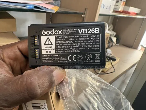 Godox Vb26b Battery for V1 Flash Head (2980 Mah) · Photo 1