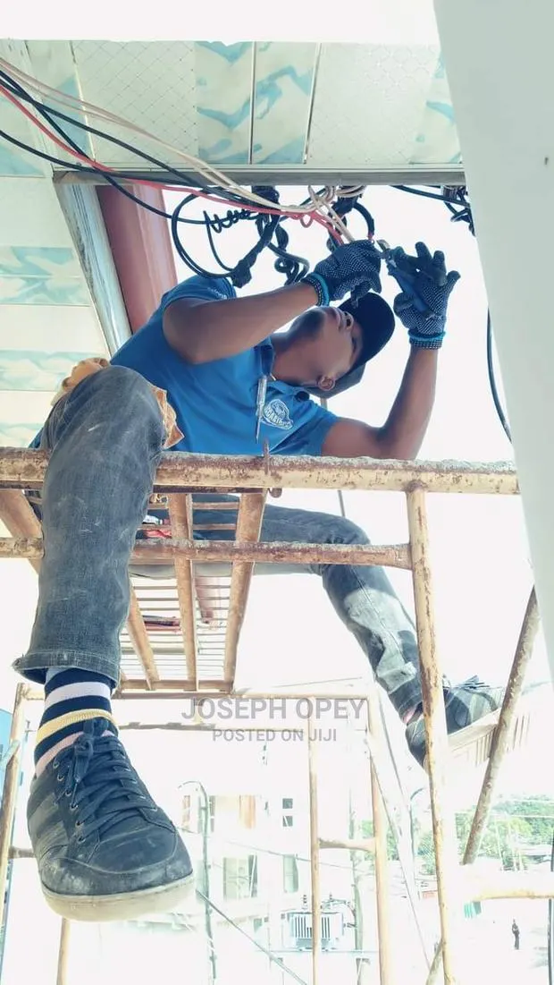 Qualified Electrician · Photo 1
