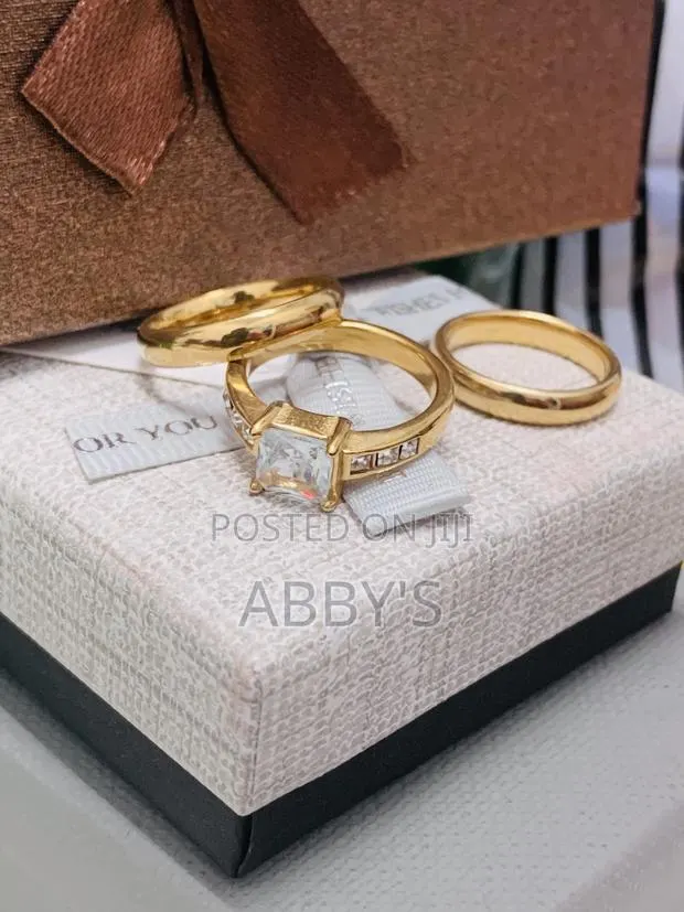 Non Fading Square Cut Ziconia Three Set Wedding Ring · Photo 1