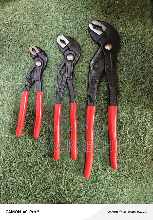 Plumbing Plier · Photo 1