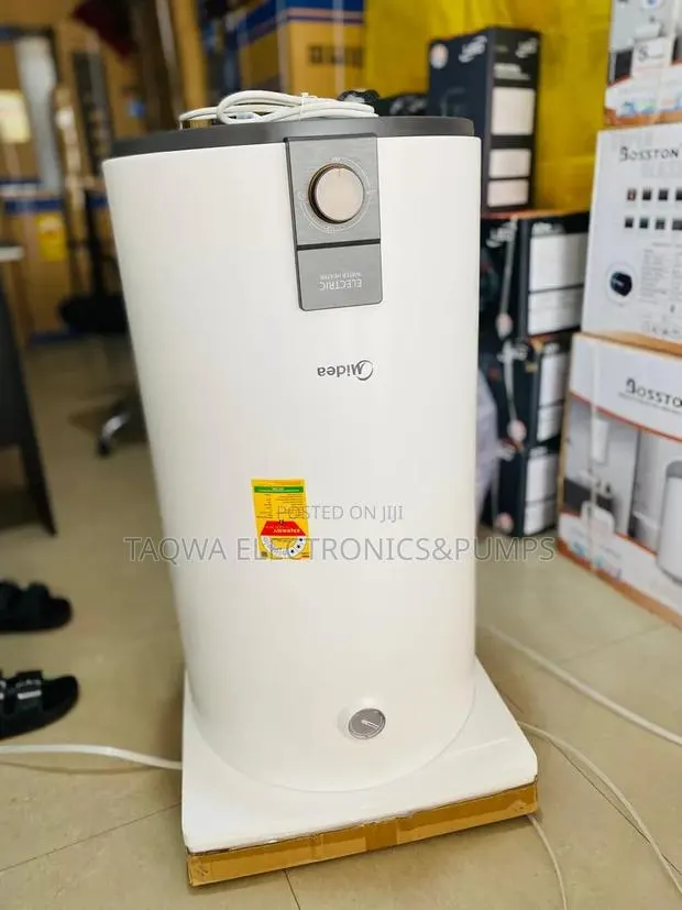 Horizontal Midea 100 LTRS Water Heater · Photo 1