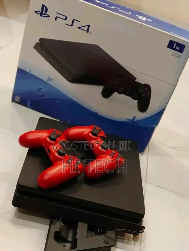 Play Station 4 Slim · Photo 1