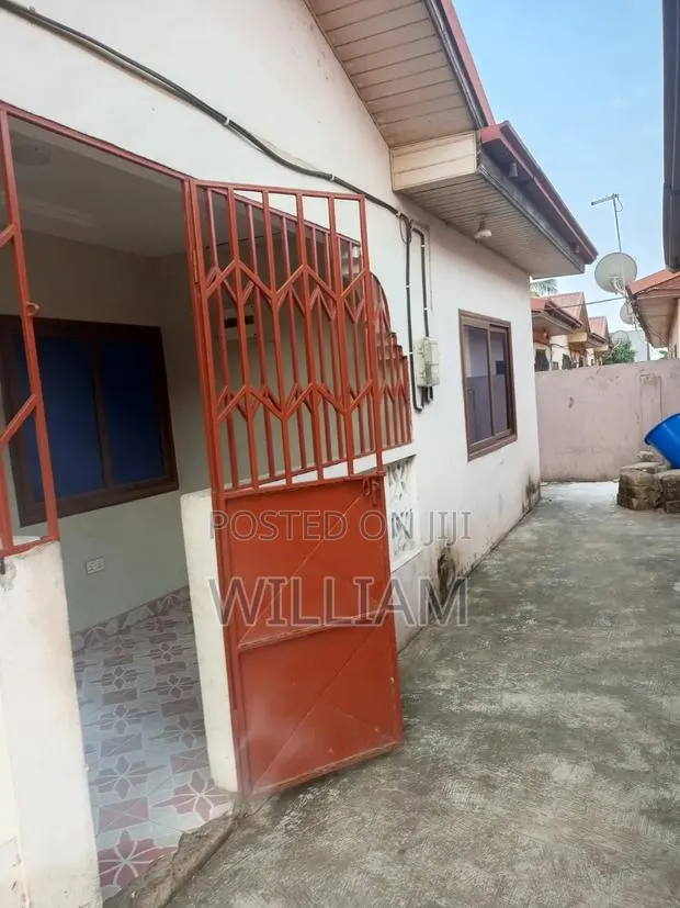 Furnished 2bdrm Room & Parlour for rent · Photo 1