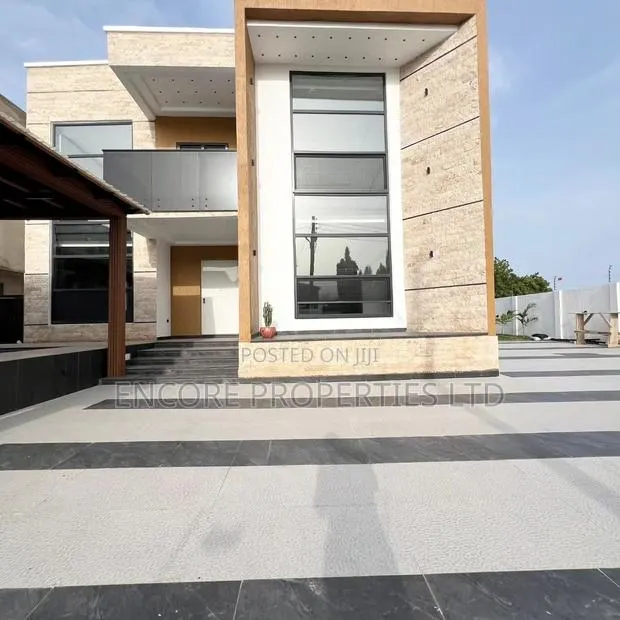 5bdrm House in East Legon for sale · Photo 1