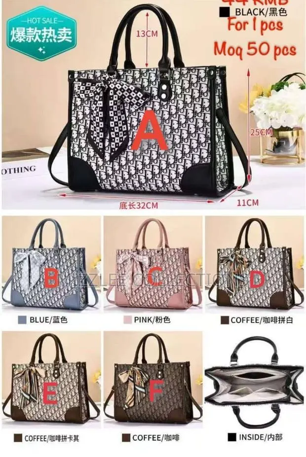 Dior Hand Bag for Ladies · Photo 1