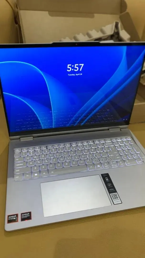 New Laptop Lenovo ThinkPad X1 Yoga 16GB AMD Ryzen 7 HDD 1T · Photo 1