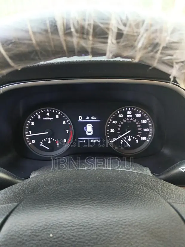 Hyundai Tucson 2019 White · Photo 1