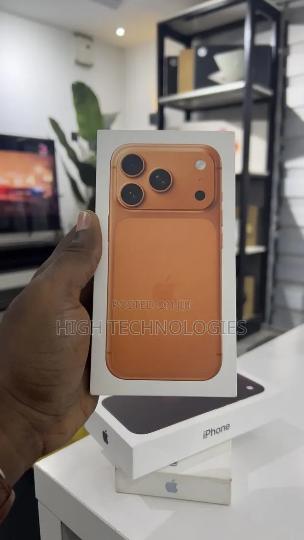 New Apple iPhone 17 Pro 256 GB Orange · Photo 1