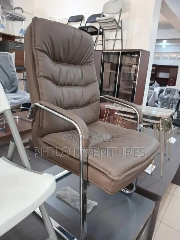 Dental Guest Chair · Photo 1