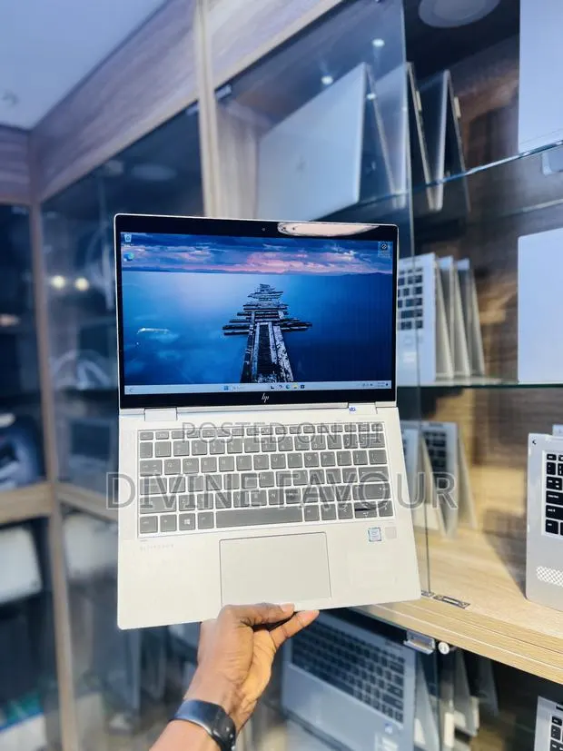 Laptop HP EliteBook X360 1030 G3 8GB Intel Core i5 SSD 256GB · Photo 1