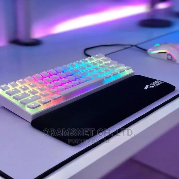 DUCKS One 2 Mini RGB Mechanical Keyboard · Photo 1
