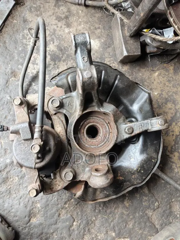 Toyota Corrla Complete Hub 2009 to 2016 · Photo 1
