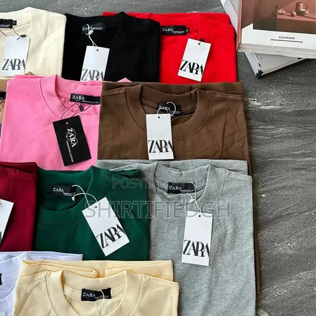 Zara Plain Tshirt · Photo 1