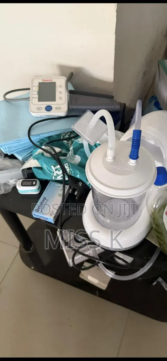 Portable Electric Suction Machine · Photo 1