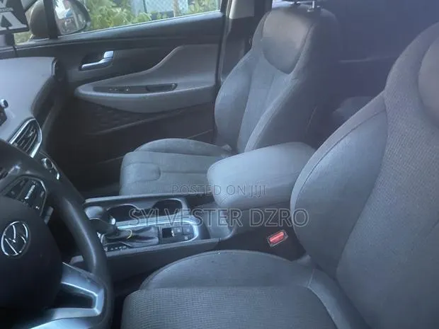 Hyundai Santa Fe 2021 Black · Photo 1
