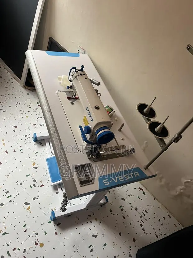 Sewing Machines Electrical for Tailoring and Industrials · Photo 1