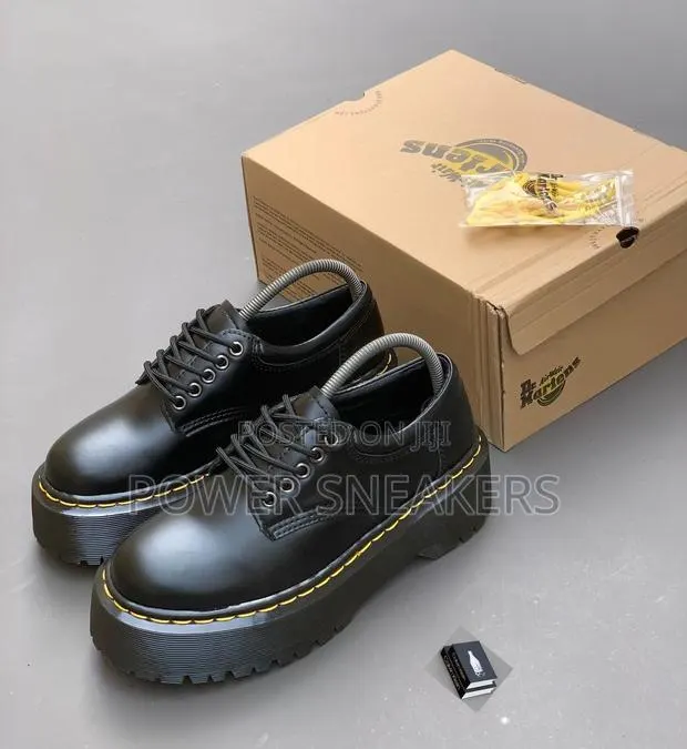 Dr Martens · Photo 1