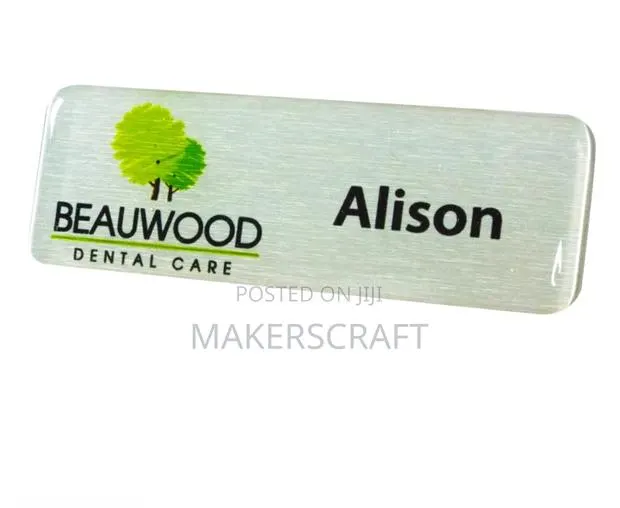 Quality Metal Domed Badges / Name Tags · Photo 1