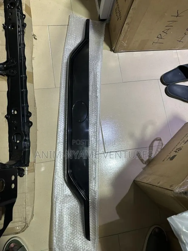 Toyota Rav4 2019-2021 Part · Photo 1