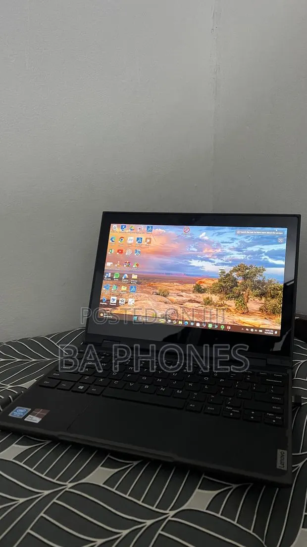 Laptop Lenovo 300e 8GB Intel Pentium SSD 128GB · Photo 1