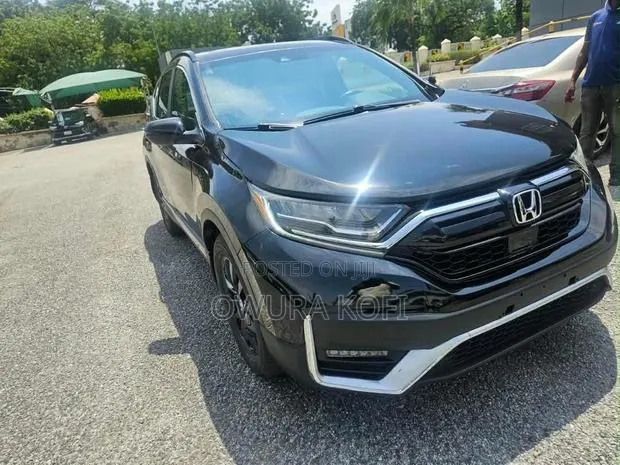 Honda CR-V Touring 2021 Black · Photo 1