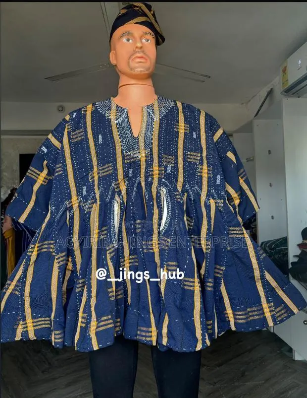 Blue Strips Men Smock · Photo 1