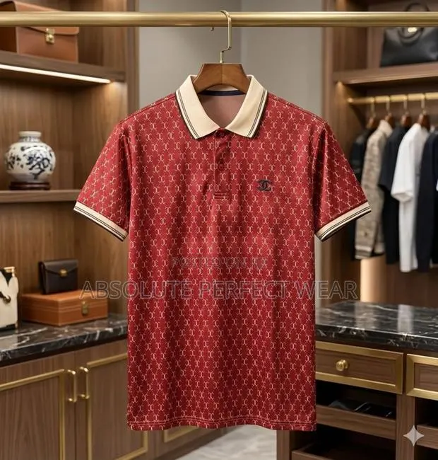 Simple Club T Shirts for Men · Photo 1