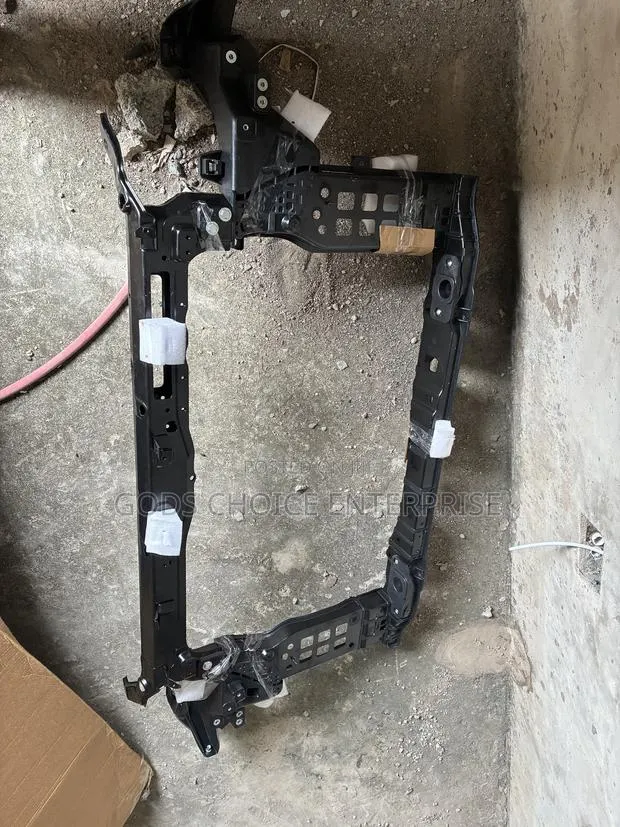 Radiator Support Santafe 2013-2015-2017-2018 · Photo 1
