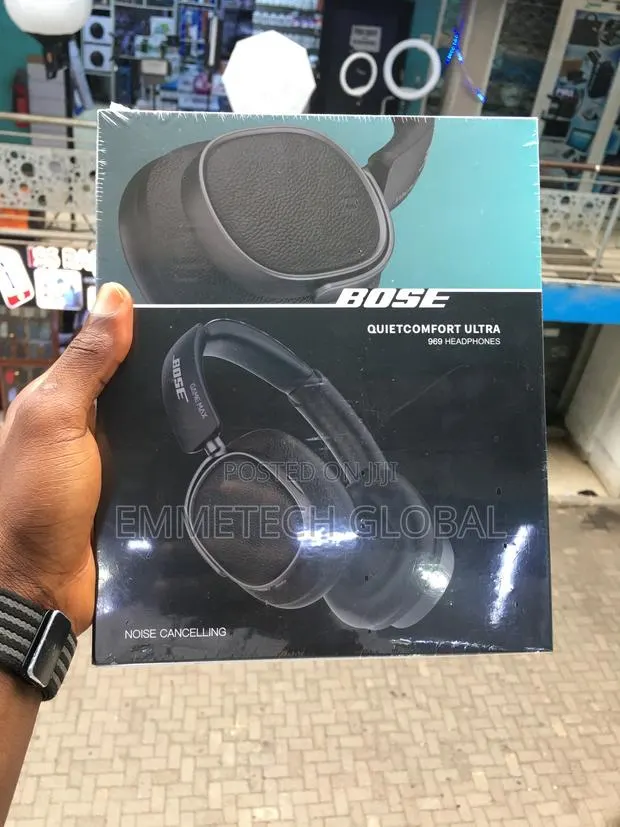 Bose Quiet Comfort Ultra · Photo 1