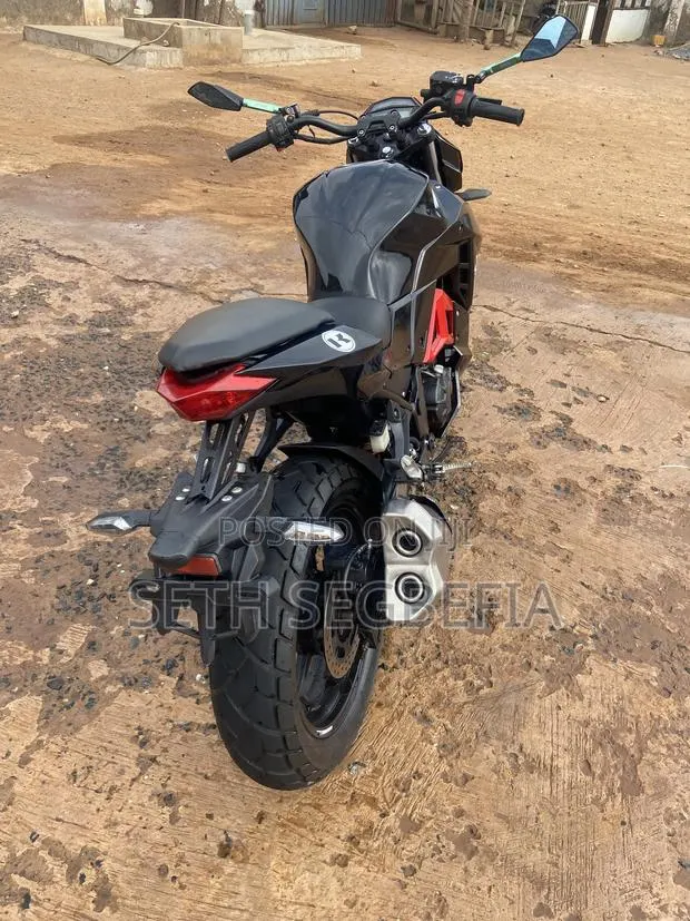 Kawasaki Ninja 400 2024 Black · Photo 1