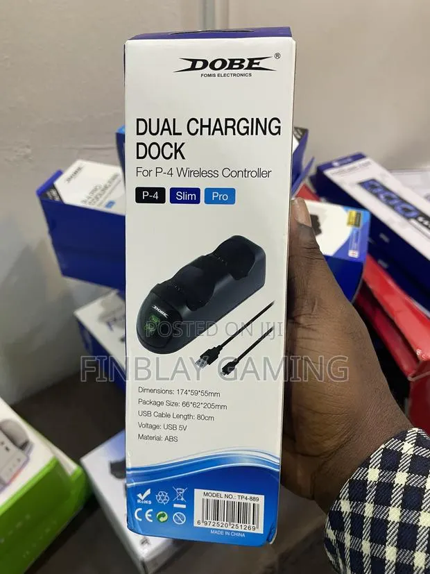 PS 4 Controller Charging Dock · Photo 1
