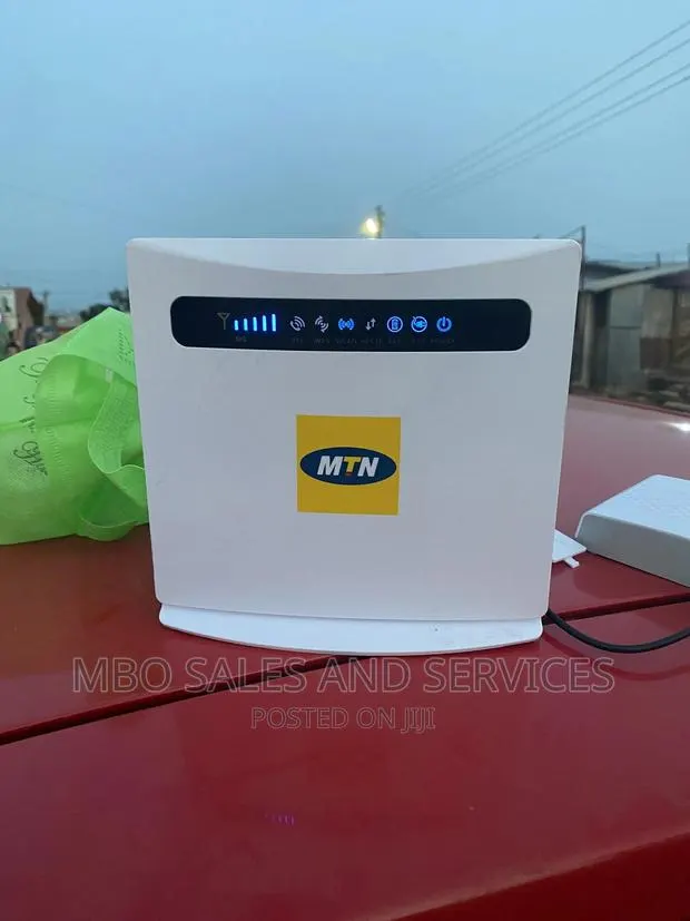 Universal 4G Router - Turbonet Compatible · Photo 1
