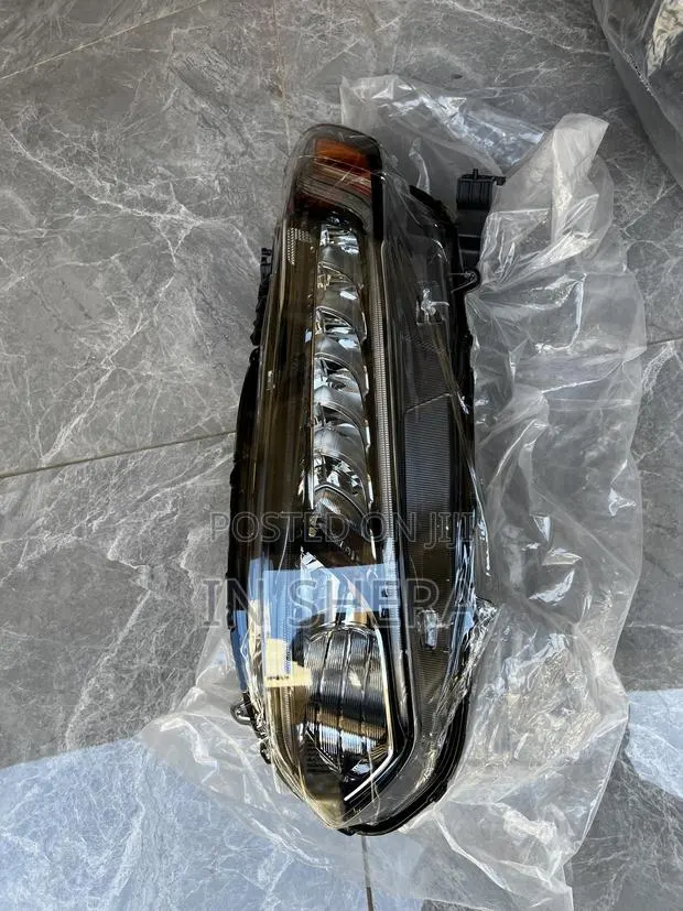 Honda Accord 2018 2019 2020 2021 2020 Headlight · Photo 1