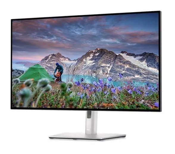 Dell P3223QE · Photo 1