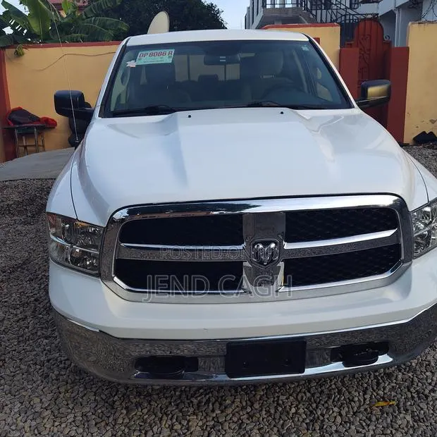 RAM 1500 2016 White · Photo 1