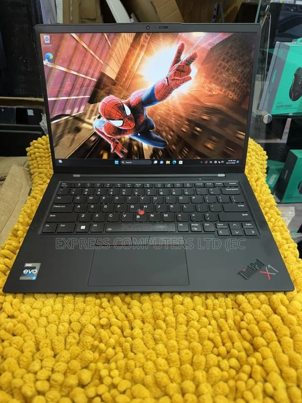 Laptop Lenovo ThinkPad X1 Carbon 16GB Intel Core i7 SSD 1T