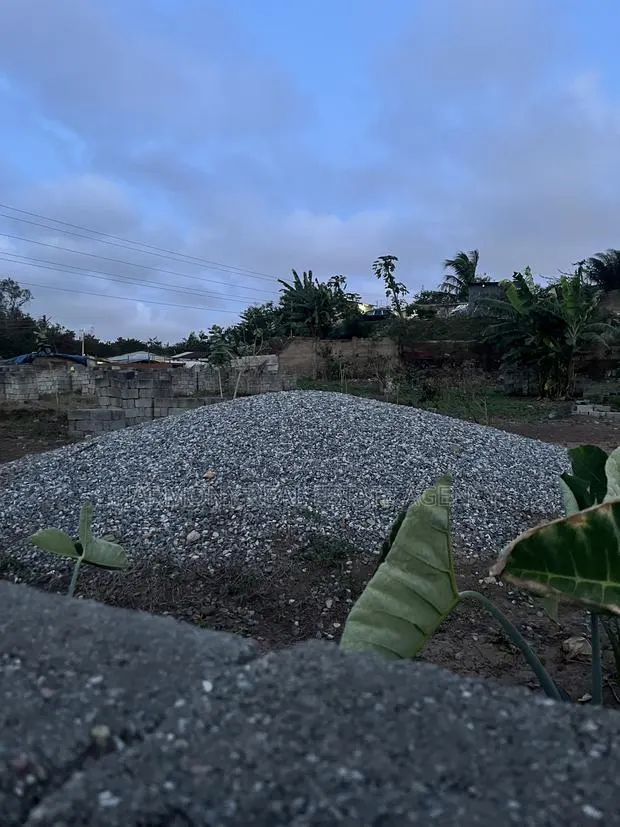 Plot Forsale -Achimota · Photo 1