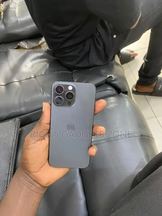 Apple iPhone 16 Pro Max 256 GB Black