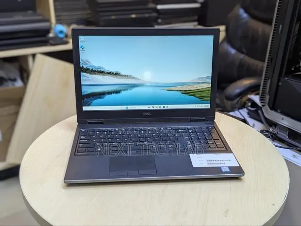 Laptop Dell Precision 7530 32GB Intel Core I7 SSD 512GB · Photo 1