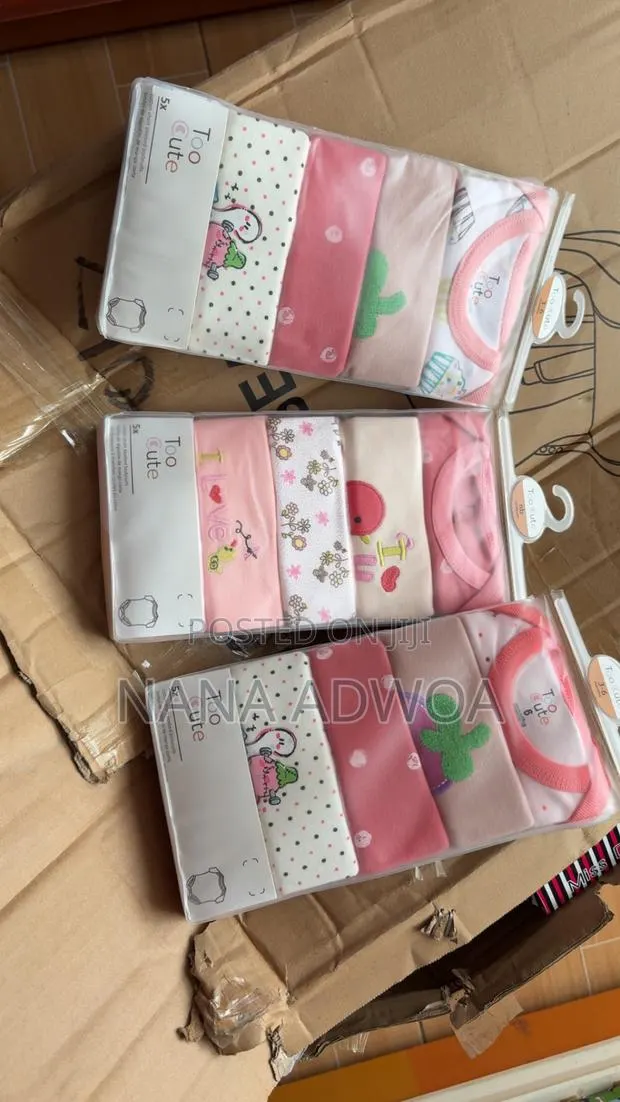 Too Cute Baby Bodysuit · Photo 1