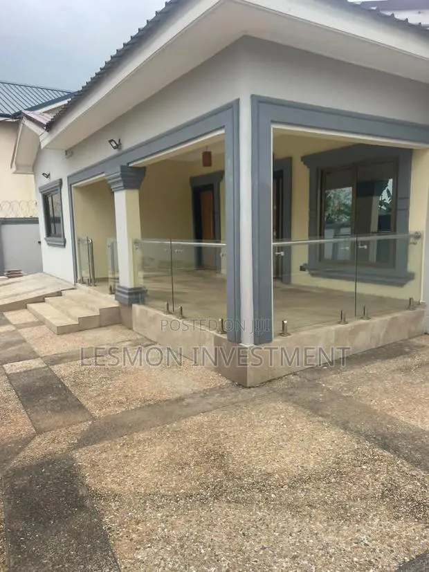 4bdrm Bungalow in Lesmon Investment, Coca Cola for rent · Photo 1